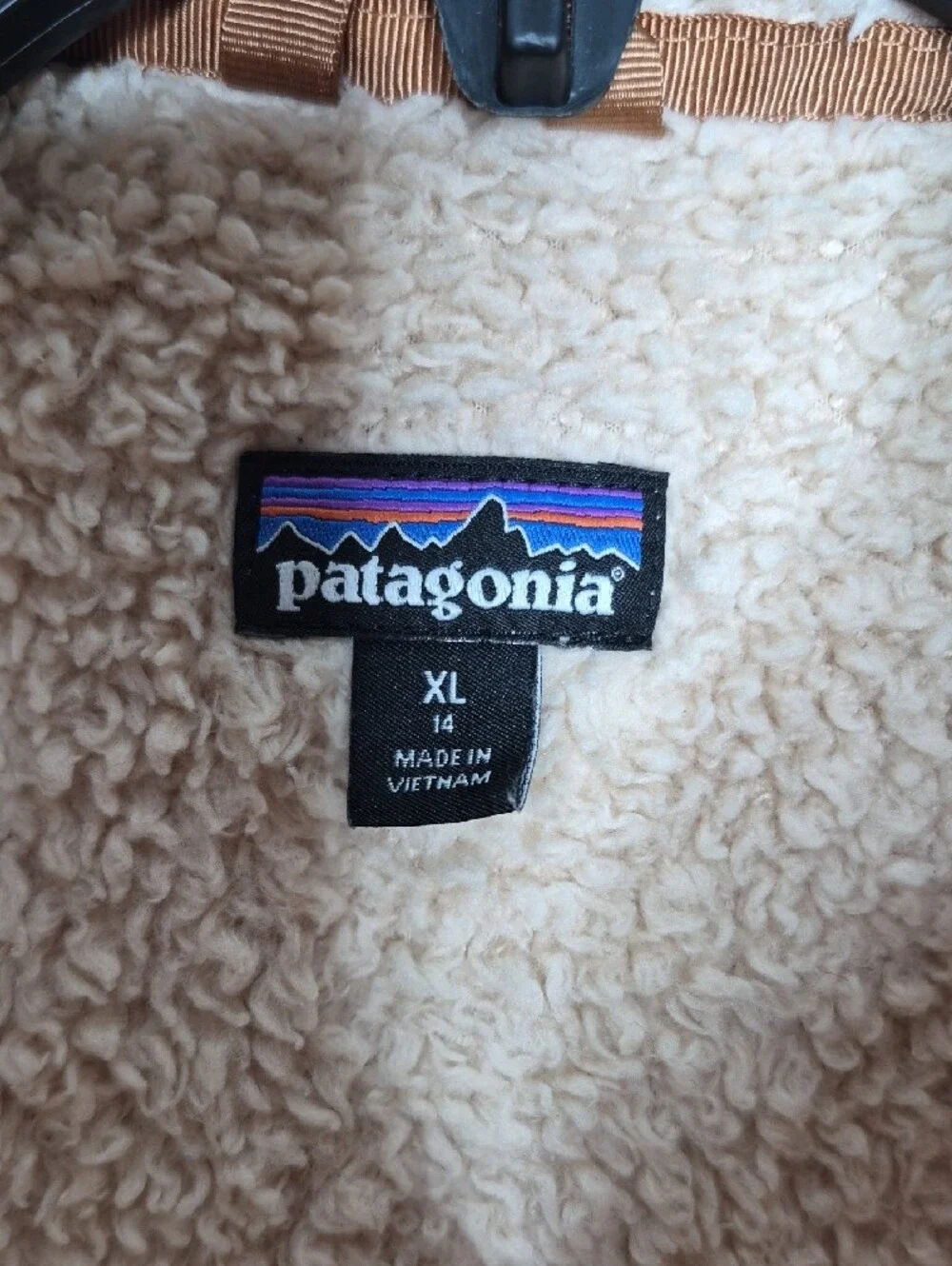 Patagonia Cozy Beige Los Gatos Fleece Hooded Vest Girls XL 14 Kids